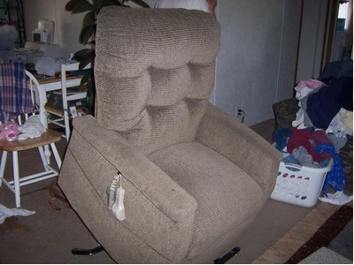 excellent condition lift chair