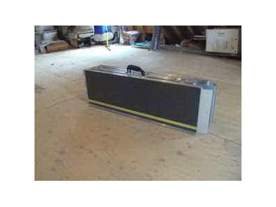 Portable suitcase style 8 foot home ramp