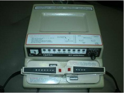 Defibrillator Model 617 by Quinton